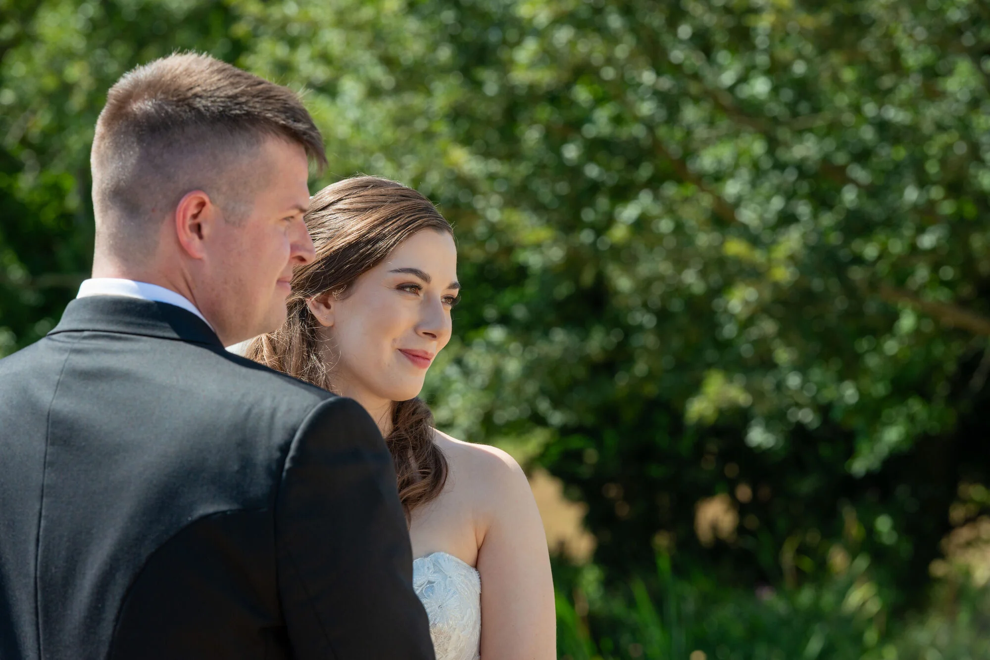 Danielle & James’ Summer Wedding at Rockbeare Manor