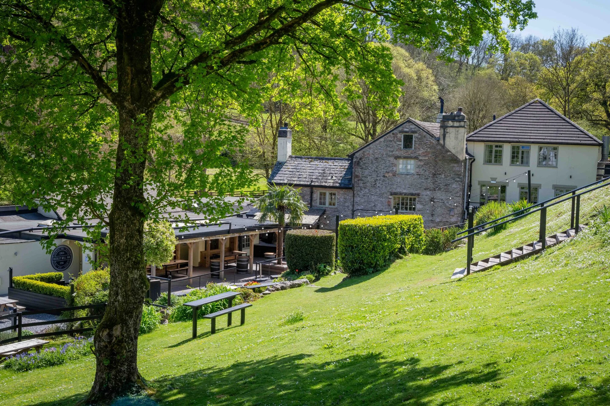 Bickley Mill Wedding Photographer – A Hidden Devon Gem for Relaxed Weddings